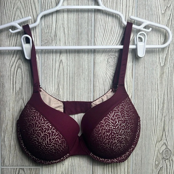 Women’s Victoria Secret Body By Victoria Perfect Shape 32DD - Picture 1 of 4